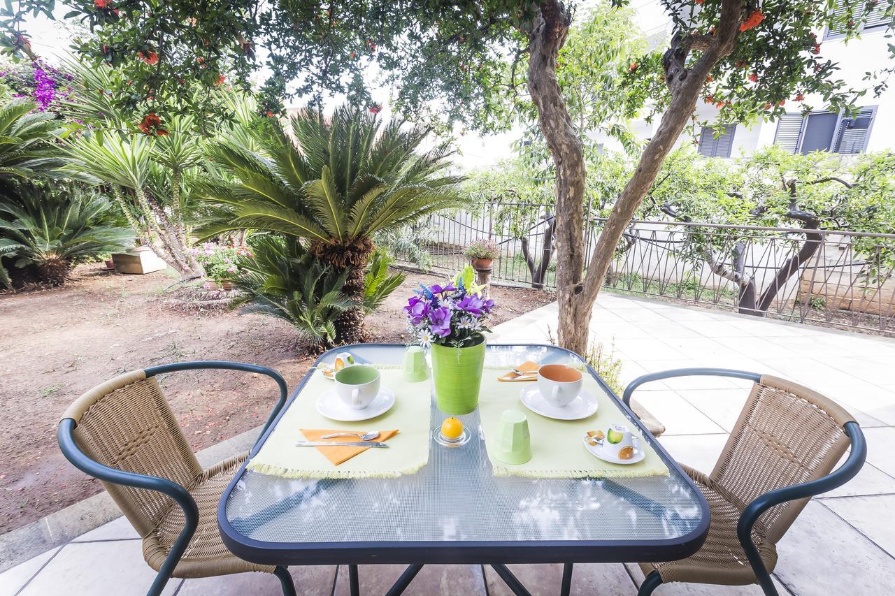 Mandarinoarancio Bed & Breakfast Alezio Exterior photo